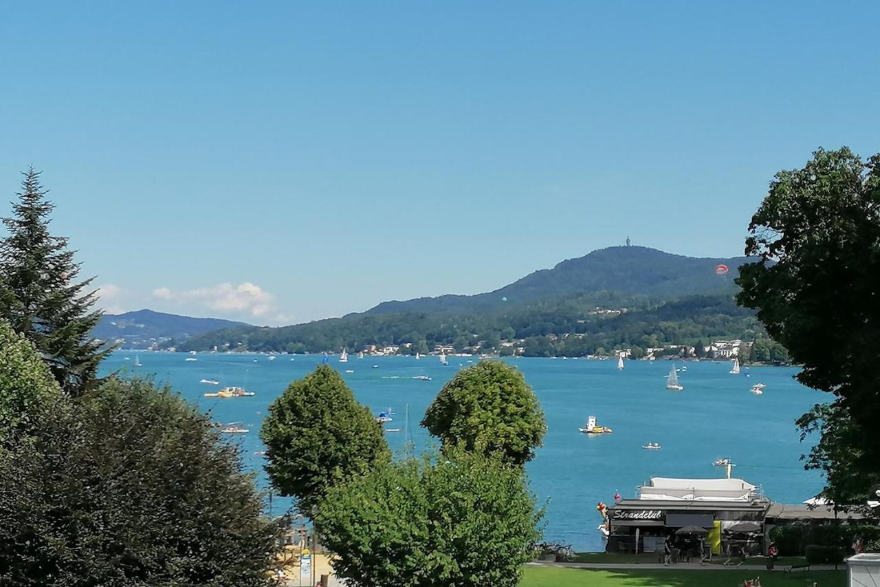 Das Karawankenplatz! Haus Der Geschenke-Carinthia Apartment เวลเดน อัม เวิร์ทเทอร์ซี ภายนอก รูปภาพ