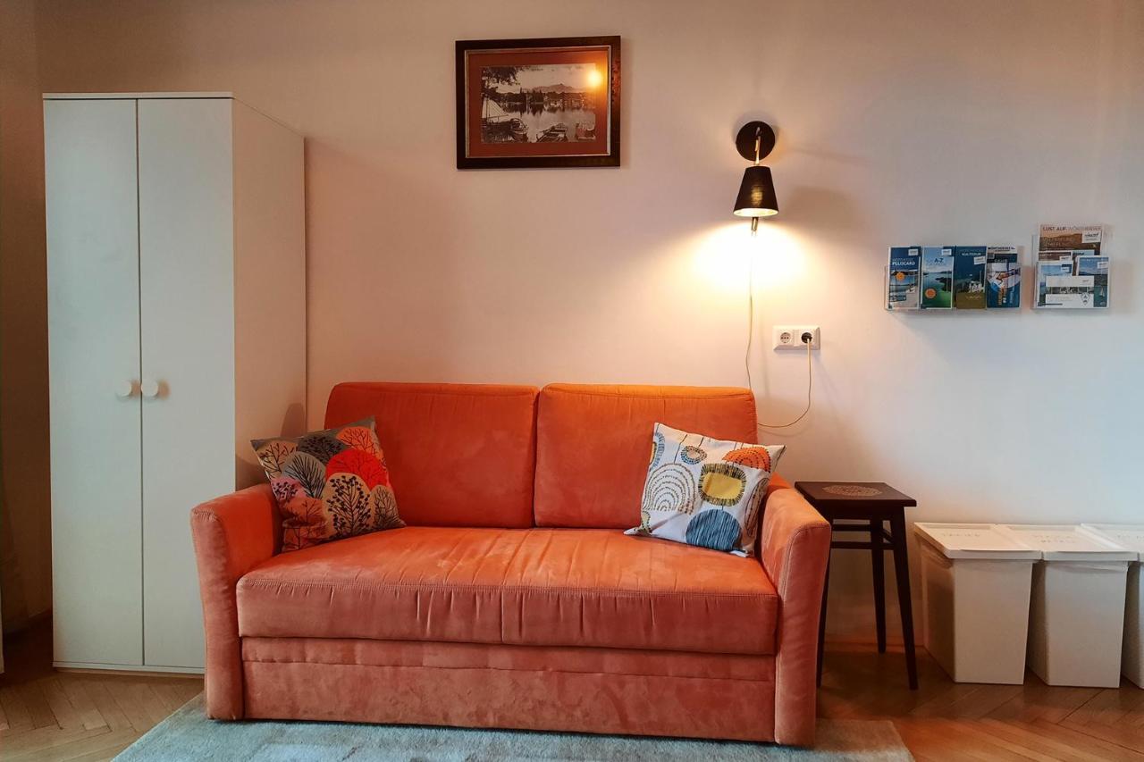 Das Karawankenplatz! Haus Der Geschenke-Carinthia Apartment เวลเดน อัม เวิร์ทเทอร์ซี ภายนอก รูปภาพ